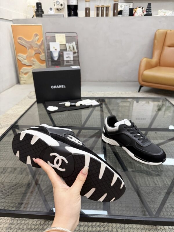 sy_no_85FDDC772F3C3B4D211D195301E80B3C_8 Chanel Black & White Chunky Sneaker with Contrast CC Logo