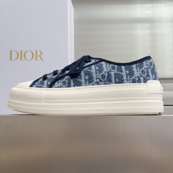 sy_no_87B0DE40554AD3BA52799C23678CD412_1 Dior Dark Blue Oblique Jacquard Platform Low-Top Sneaker