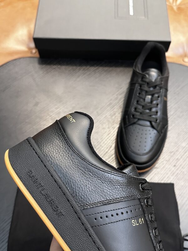 sy_no_87E1FFA6240443DBB8A6B72C8467E448_6 Saint Laurent Black Pebble-Leather SL61 Gum-Sole Low-Top Sneaker