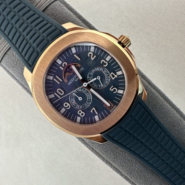 Patek Philippe AQUANAUT series automatic mechanical movement annual calendar women's watch Swiss watch 39.9mm blue dial