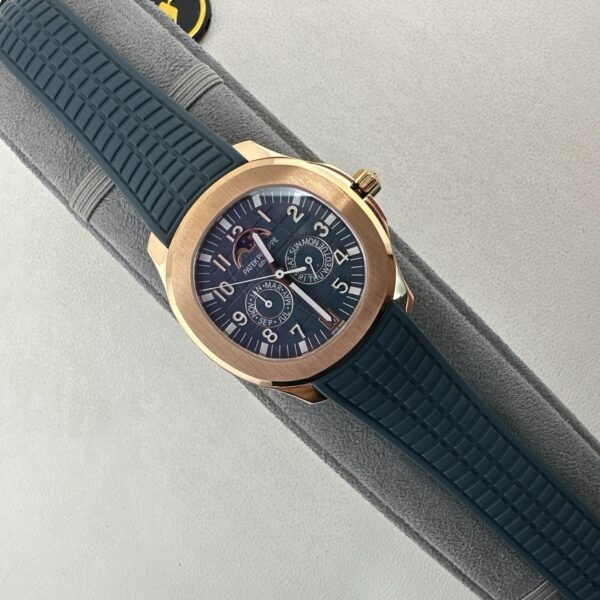 Patek Philippe AQUANAUT series automatic mechanical movement annual calendar women's watch Swiss watch 39.9mm blue dial