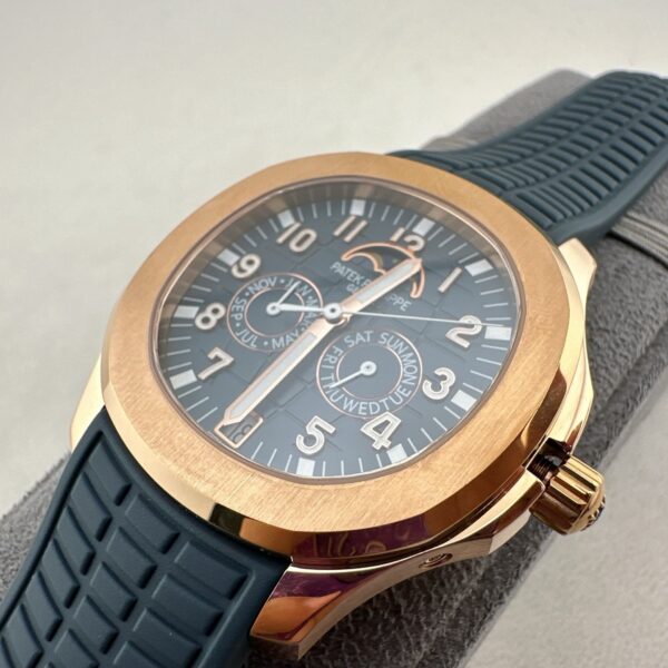 Patek Philippe AQUANAUT series automatic mechanical movement annual calendar women's watch Swiss watch 39.9mm blue dial