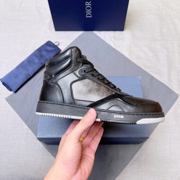 sy_no_8C33526B49E753EA361BB960D65C416B_4 Dior All-Black B27 High-Top Sneaker