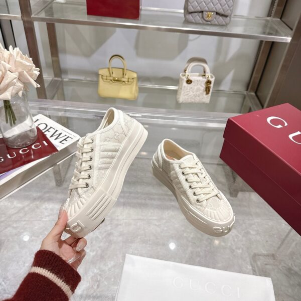 sy_no_8E50D72DCD9A66B7E2BBEC9C5688F278_4 Gucci MAC8 GG Canvas Sneaker in Off-White