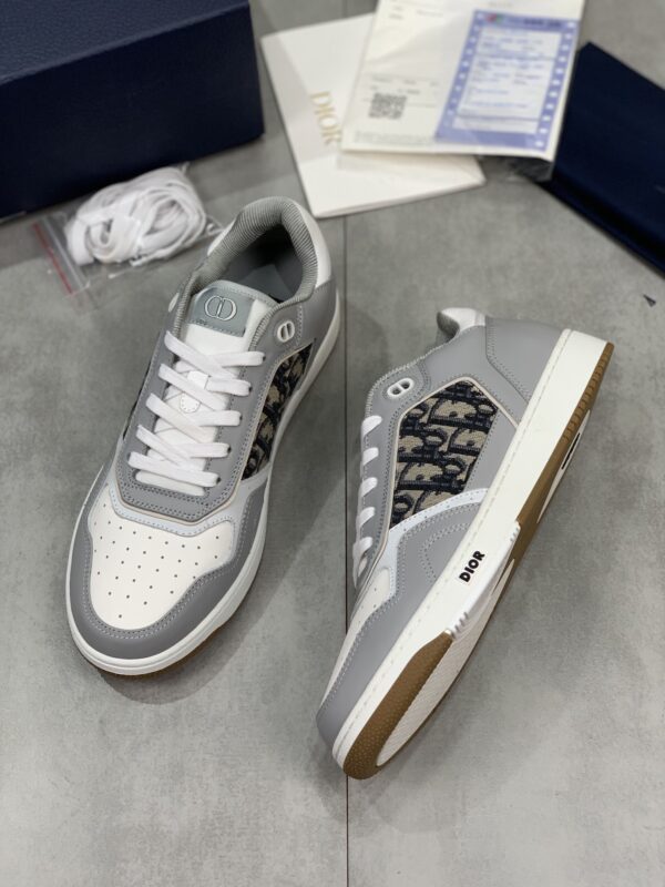 sy_no_93B9522467E5E6A12279EDF96EFEE39D_3 Dior Grey Leather Oblique Patch Low Sneaker