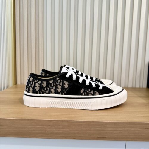 Dior Black Oblique Canvas Low Sneaker