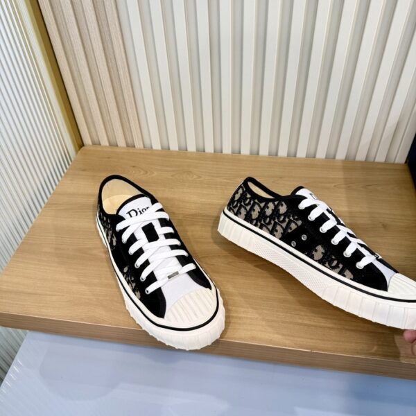 sy_no_999E4297DC3E05E1CFA82D3D8F993A65_6 Dior Black Oblique Canvas Low Sneaker