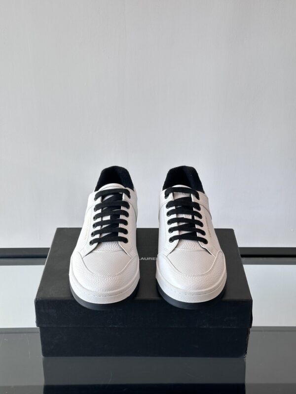 Saint Laurent White Pebble-Leather Black-Lace Low-Top Sneaker