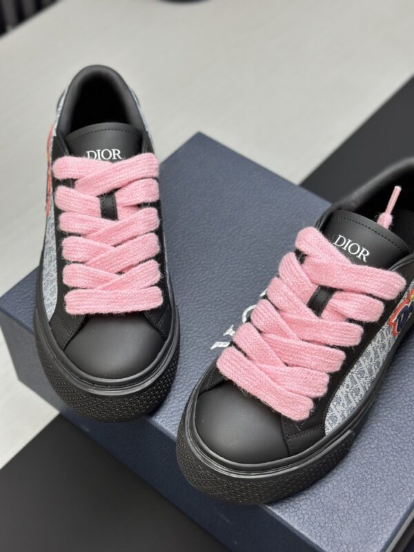 sy_no_9C73A127B41F0DD5EB483EF57322A211_4 Dior Black Leather Oblique Jacquard Pink Thick Lace Low-Top Sneaker