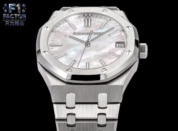 AUDEMARS PIGUET Royal Oak ROYAL OAK Series Automatic Mechanical Silver Dial Stainless Steel Case