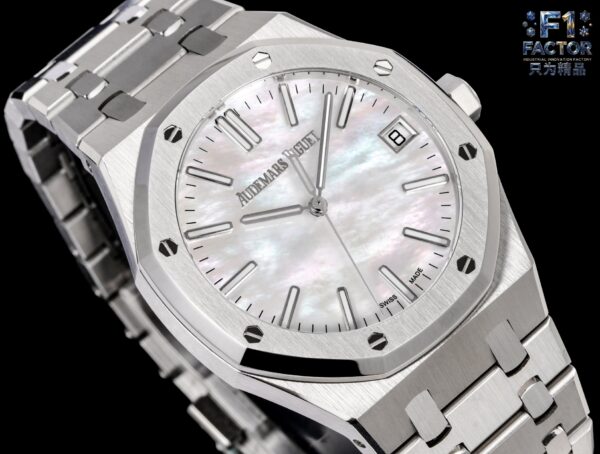 AUDEMARS PIGUET Royal Oak ROYAL OAK Series Automatic Mechanical Silver Dial Stainless Steel Case