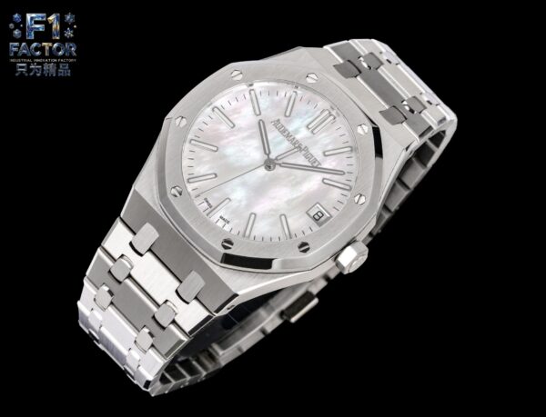 AUDEMARS PIGUET Royal Oak ROYAL OAK Series Automatic Mechanical Silver Dial Stainless Steel Case