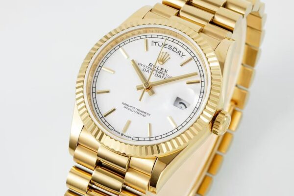 sy_no_9FFB0C6BB8A75FB684B60D2C3586486C_2 ROLEX Rolex Dog Tooth Ring Weekly Calendar Automatic Mechanical Movement Waterproof Women's Watch Swiss Watch 36mm White Dial