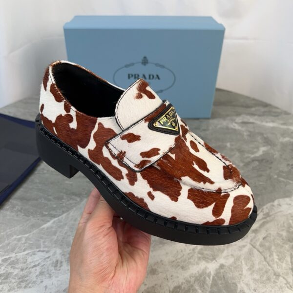 sy_no_A049757C8C1ACB1EC8A2BB18DDC4AD3B_2 Prada Brown White Cow Print Pony Hair Block Heel Loafer