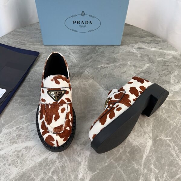 sy_no_A049757C8C1ACB1EC8A2BB18DDC4AD3B_5 Prada Brown White Cow Print Pony Hair Block Heel Loafer