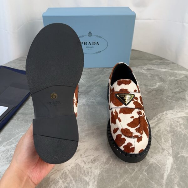 sy_no_A049757C8C1ACB1EC8A2BB18DDC4AD3B_8 Prada Brown White Cow Print Pony Hair Block Heel Loafer