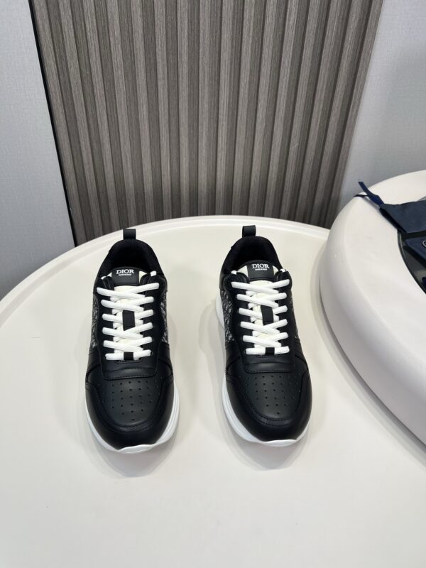 sy_no_A1914938467E8FC966102FFA6EE17F75_1 Dior Black Leather Oblique Patchwork Low Sneaker