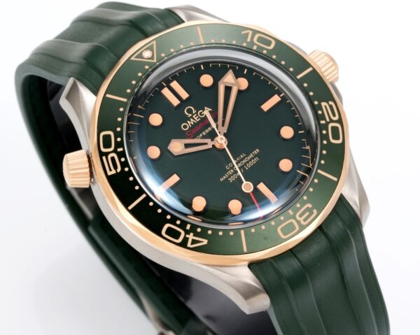 sy_no_A5405C02EBD19811764A47E54C3F0755_4 Omega Seamaster Series Automatic Mechanical Movement 300m Waterproof Men's Watch Swiss Watch 42mm Green Dial Titanium Bronze Case Rubber Strap