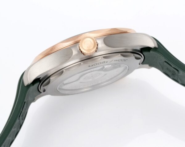 sy_no_A5405C02EBD19811764A47E54C3F0755_6 Omega Seamaster Series Automatic Mechanical Movement 300m Waterproof Men's Watch Swiss Watch 42mm Green Dial Titanium Bronze Case Rubber Strap