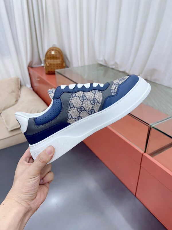 sy_no_A5A30A763E0F3A32E1ABDD23A47EC115_6 Gucci MAC8 GG Canvas & Blue Leather Sneaker