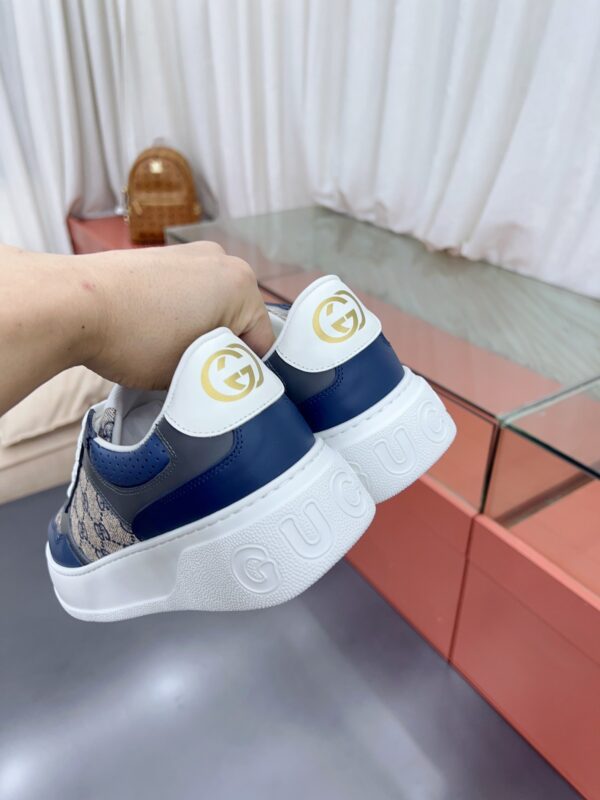 sy_no_A5A30A763E0F3A32E1ABDD23A47EC115_7 Gucci MAC8 GG Canvas & Blue Leather Sneaker