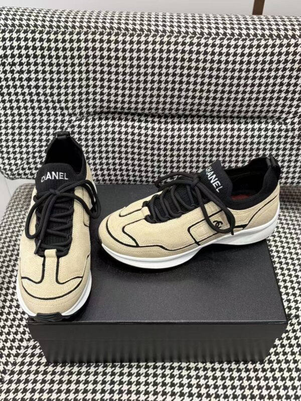 sy_no_A6EAB22A0111CE1F91F5B2B2C004F24F_2 Chanel Suede & Knit Sock-Collar Platform Trainer Beige-Black-Knit