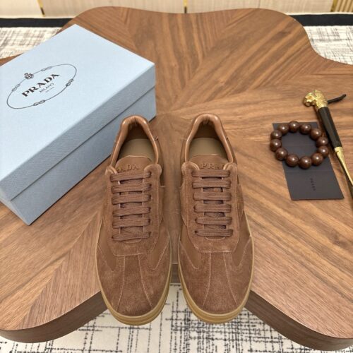 sy_no_A7F7BAA7B071D9F3CFCB6EA9CD5B6865_0 Prada Brown Suede Leather-Spliced Gum-Sole Low-Top Sneaker