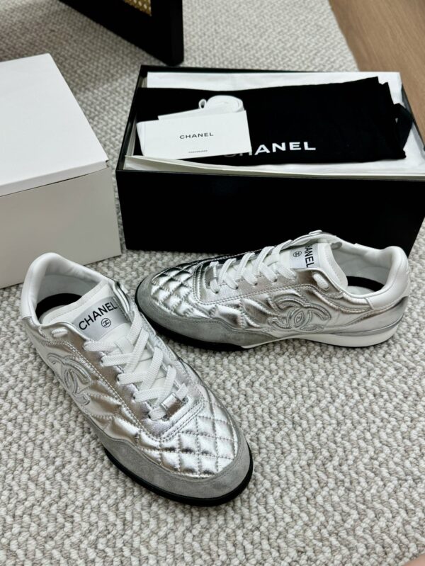 sy_no_A9102A6D3E76492F2E90DDD35AD9BE8F_8 Chanel Quilted Metallic & Suede Retro Trainer Silver-Quilted-Metallic