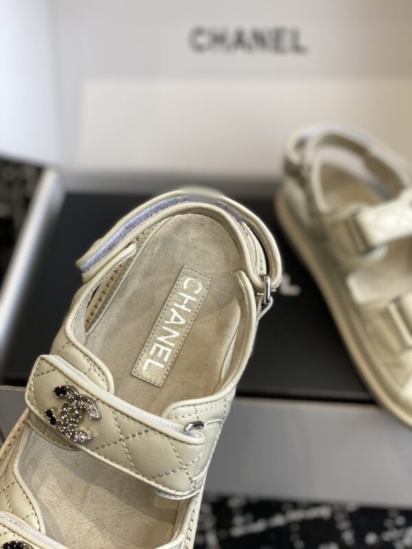 sy_no_AAD56E6007EBC71029AAFE1AA9C155A0_7 Chanel Beige Quilted Leather Platform Sandal with Rhinestone CC Logo