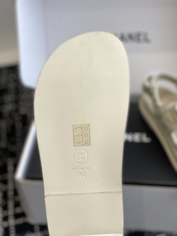 sy_no_AAD56E6007EBC71029AAFE1AA9C155A0_8 Chanel Beige Quilted Leather Platform Sandal with Rhinestone CC Logo