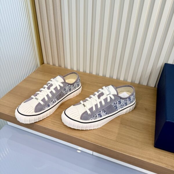 Dior Grey Oblique Canvas Low Sneaker