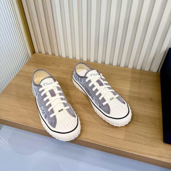 Dior Grey Oblique Canvas Low Sneaker