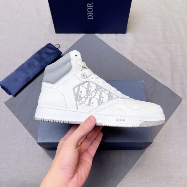 sy_no_AD4D6C551DD96FB68DF7424A11879F54_4 Dior All-White B27 High-Top Sneaker