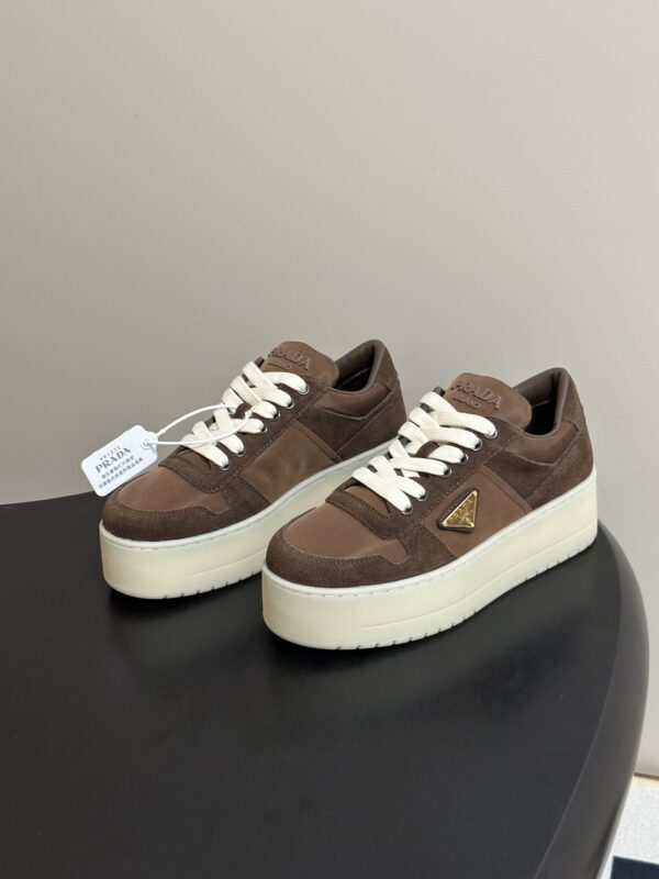 sy_no_AD8542AC201A72C5AF88292F7B6E65BE_2 Prada Brown Suede Gold Triangle Platform Sneaker