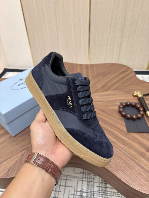sy_no_AF6D779CC561F265D45045A56E17671E_4 Prada Navy Suede Leather-Spliced Gum-Sole Low-Top Sneaker