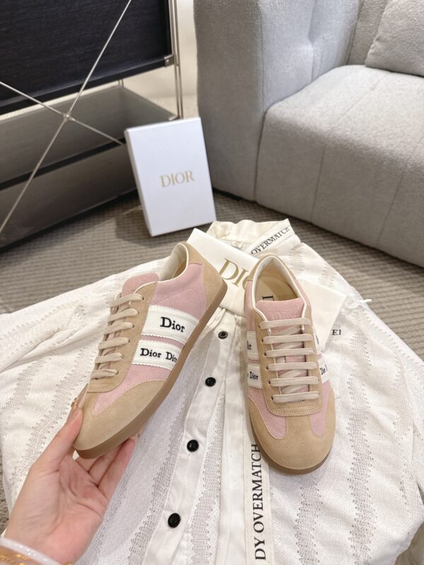 sy_no_B0A083FAF9A9FC9BC4B9DD14F14327FD_2 Dior Pink-Beige Suede Patchwork Low Sneaker