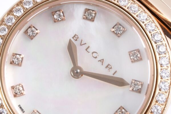 sy_no_B0F7181FBB00D7F838B8B2E3F2CF5A08_3 BVLGARI LVCEA watch with quartz movement and stainless steel strap