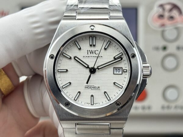 IWC Engineer Series Automatic Mechanical Movement 100m Waterproof Fashion Style Silver Dial Stainless Steel Strap