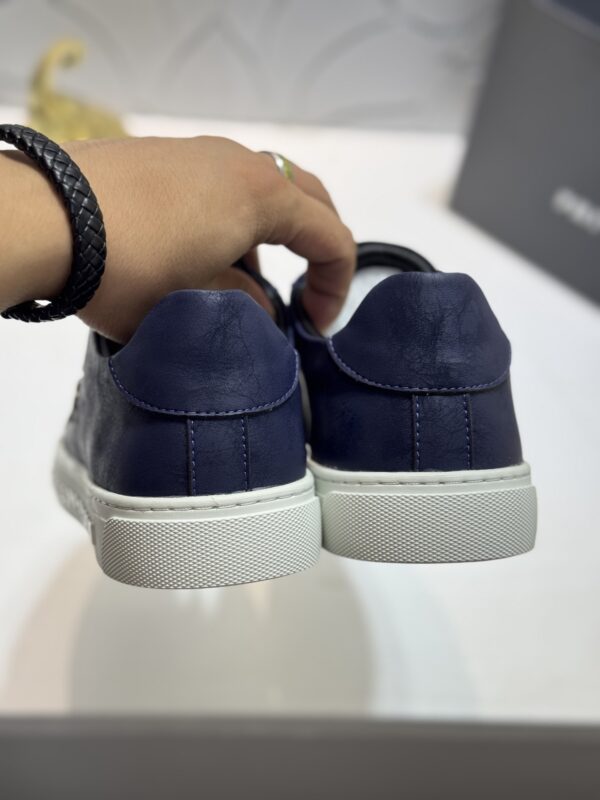 sy_no_B24A8FA64D1BBA0DB9BD661EA8B4D098_2 Philipp Plein Navy Blue Vintage Leather Metal-Logo Low-Top Sneaker