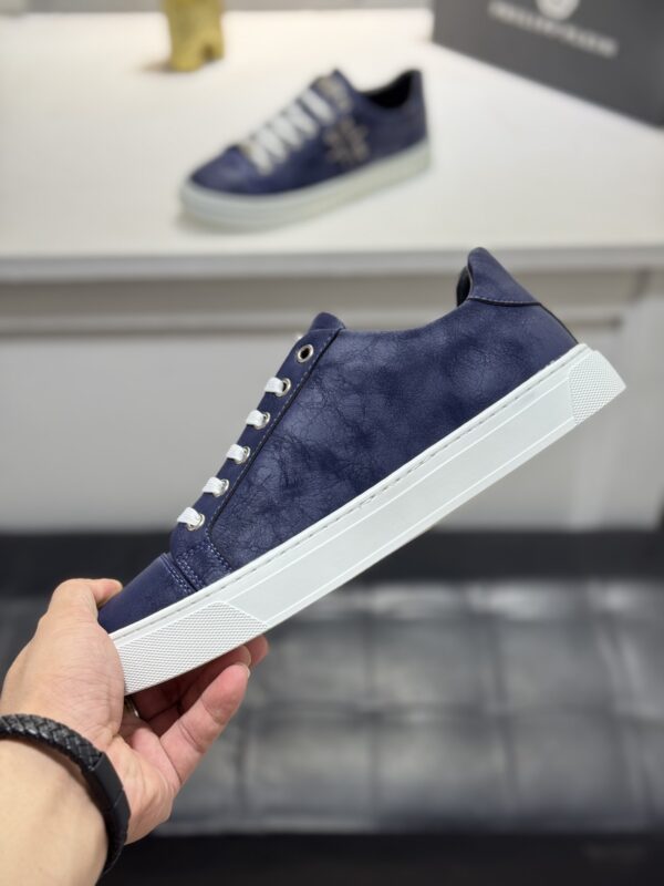 sy_no_B24A8FA64D1BBA0DB9BD661EA8B4D098_5 Philipp Plein Navy Blue Vintage Leather Metal-Logo Low-Top Sneaker