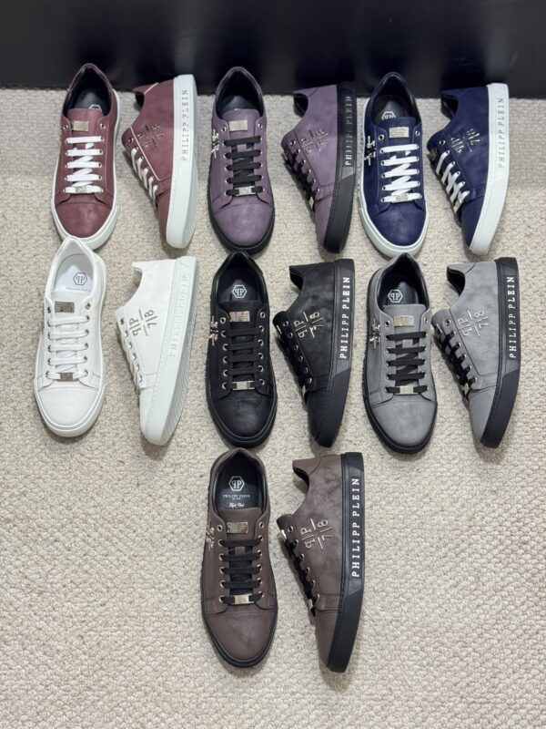 sy_no_B24A8FA64D1BBA0DB9BD661EA8B4D098_7 Philipp Plein Navy Blue Vintage Leather Metal-Logo Low-Top Sneaker