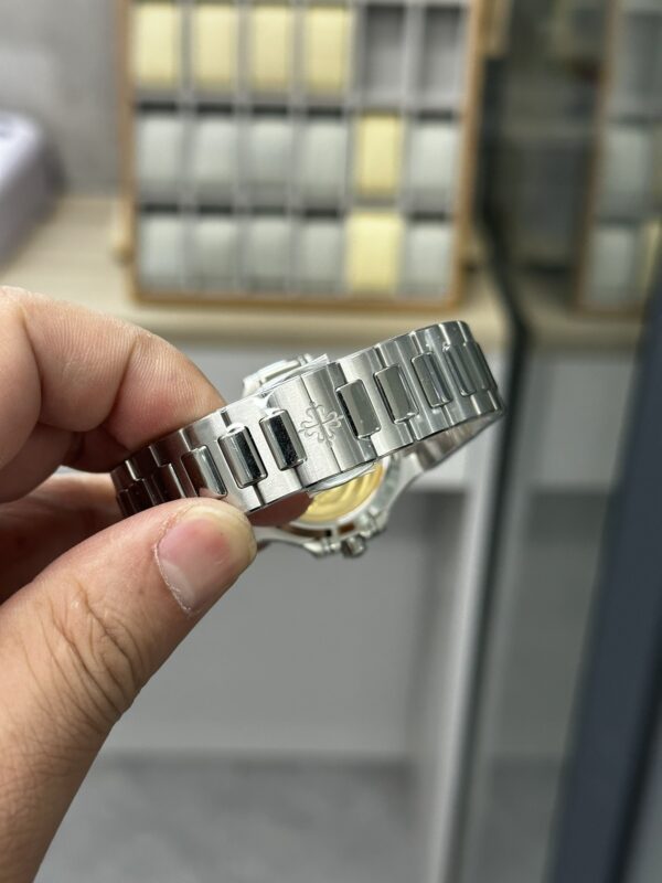 Patek Philippe Nautilus Automatic Mechanical Women's Watch 7118