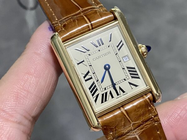 Cartier Tank Series Quartz Movement Date Display Waterproof Crocodile Leather Strap