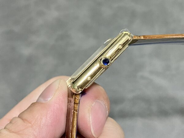 Cartier Tank Series Quartz Movement Date Display Waterproof Crocodile Leather Strap