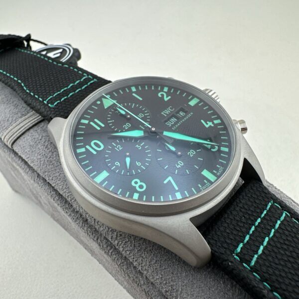 IWC Pilot Series F1 Mercedes Racing Special Edition Automatic Mechanical Movement Date Display Timing Men's Watch Swiss Watch Black Dial