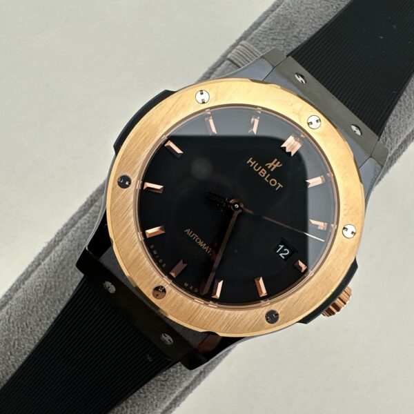 sy_no_B8F92532DE478EF7C73C053E08E291D1_1 HUBLOT automatic mechanical movement 50 meters waterproof, luxurious men's watch Swiss watch 45mm black dial ceramic case rubber strap