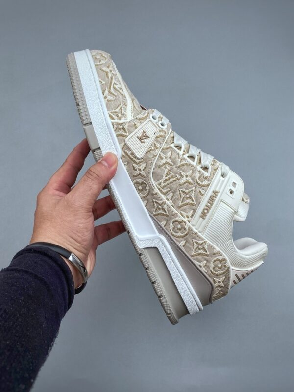 sy_no_BB7BFE7339B3F096F06A50567F676408_1 Louis Vuitton Men's Trainer Sneakers, Beige Jacquard Fabric, 2026 Early Autumn New Arrival