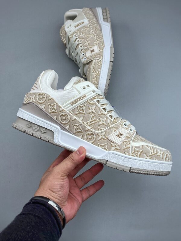 sy_no_BB7BFE7339B3F096F06A50567F676408_3 Louis Vuitton Men's Trainer Sneakers, Beige Jacquard Fabric, 2026 Early Autumn New Arrival
