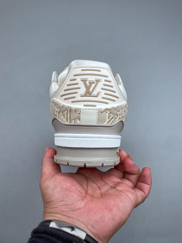 sy_no_BB7BFE7339B3F096F06A50567F676408_6 Louis Vuitton Men's Trainer Sneakers, Beige Jacquard Fabric, 2026 Early Autumn New Arrival