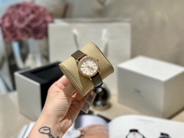 sy_no_BF24BD8B865879DDC9A8CD9ACEC0F149_0 IWC Botao Fino series automatic mechanical movement 50 meter waterproof unisex Swiss watch 34mm silver dial